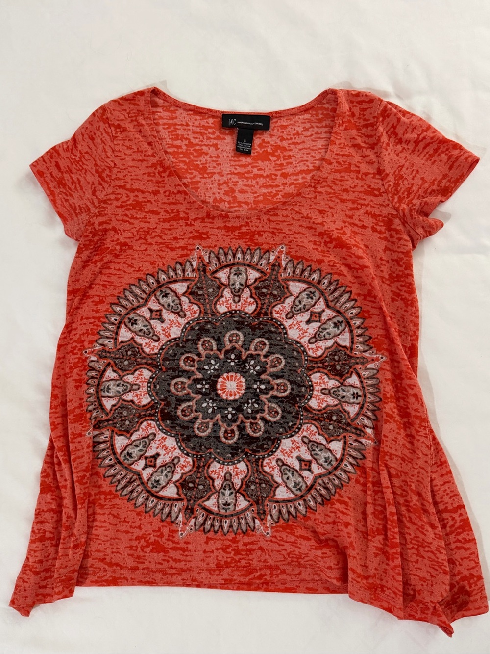 INC International Concepts Short Sleeve Mandala Scoop Neck Tee size S